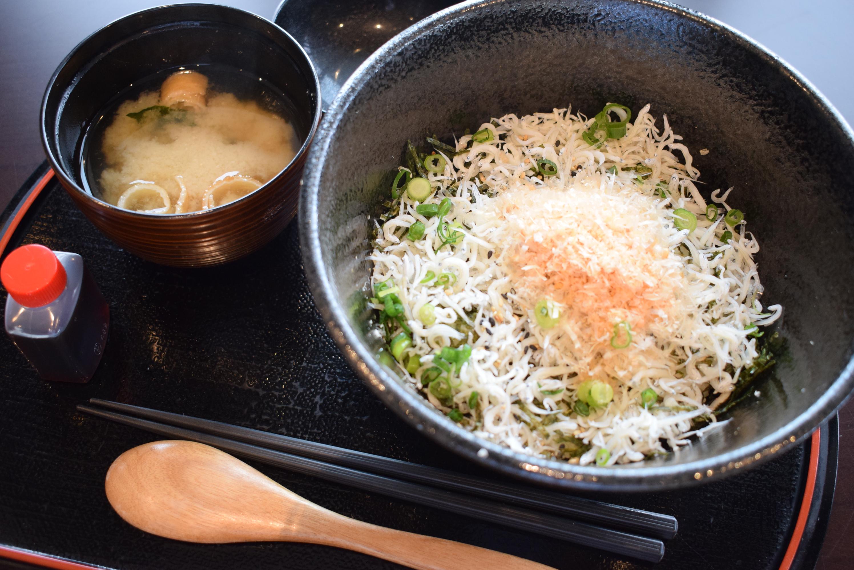 しらす丼 (1).JPG